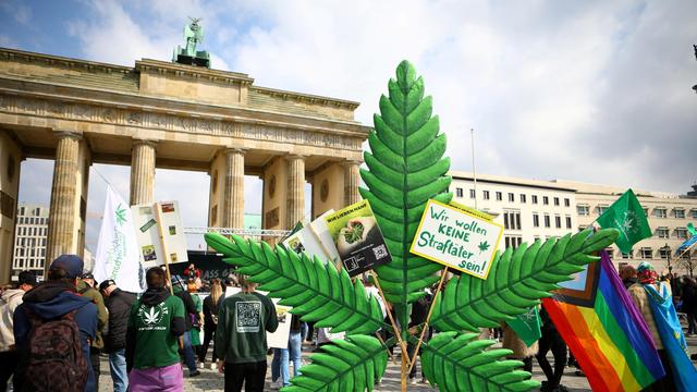 Cannabis im Vermittlungsausschuss: SPD wirft Union bei Cannabislegalisierung Verfahrenstricks vor