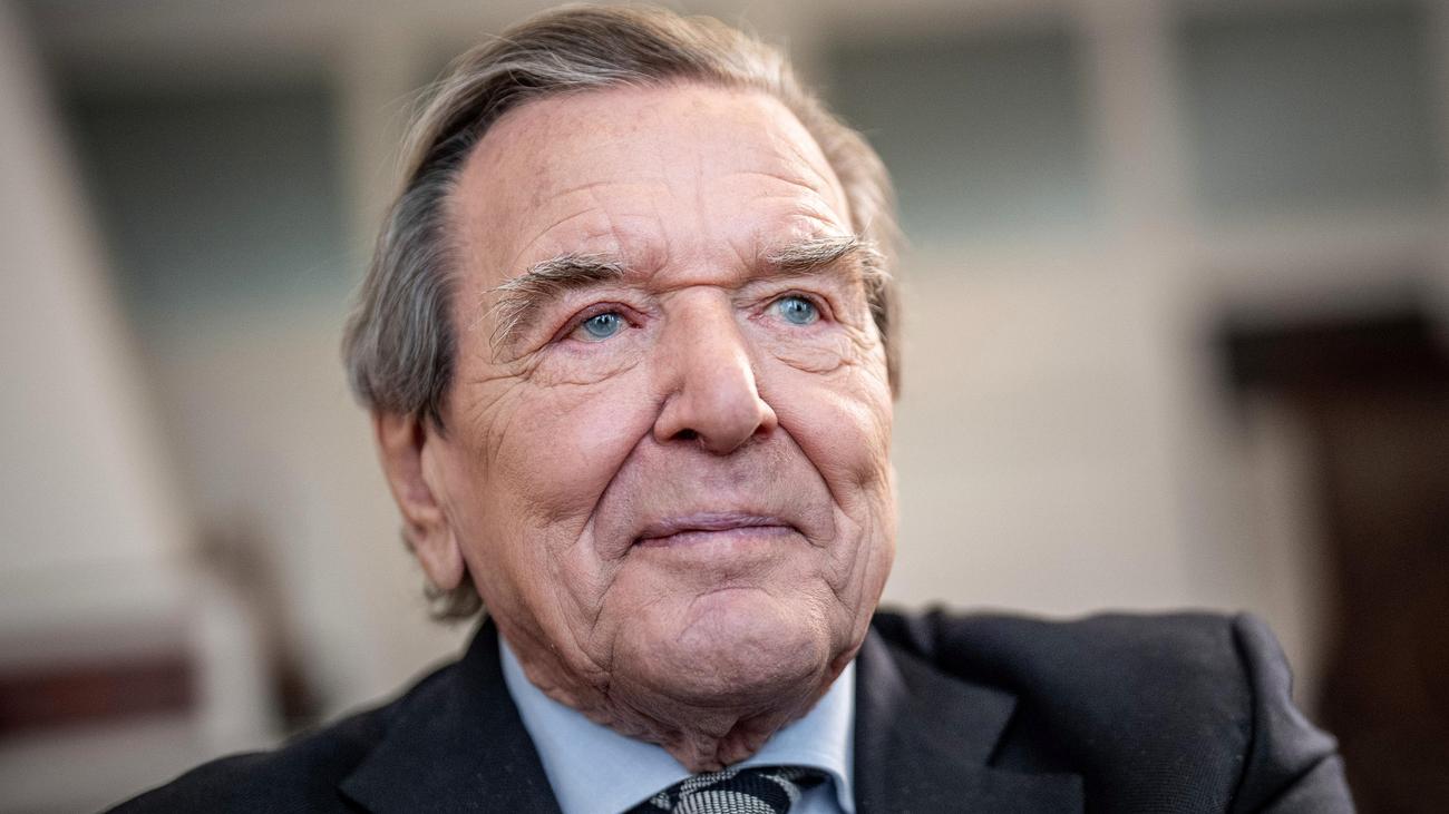 SPD: Gerhard Schröder sieht sich weiter “in der Mitte der Sozialdemokratie”