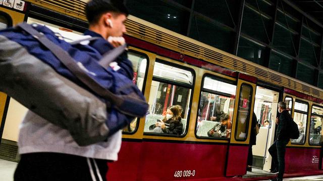 Mobilität: Bayerischer Verkehrsminister kritisiert Berlins 29-Euro-Ticket