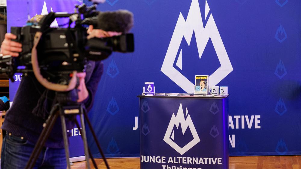 Junge Alternative: AfD-Jugend in Thüringen als gesichert ...