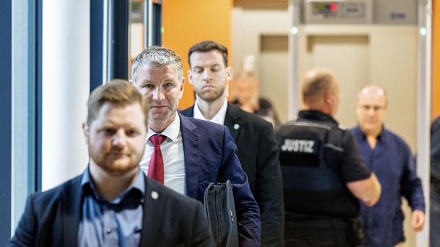 Verbotene NS-Parole: Staatsanwaltschaft fordert Bewährungsstrafe für Björn Höcke