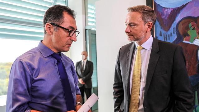 Viktor Orbán: Cem Özdemir und Christian Lindner erwägen Absage von Ungarnbesuch