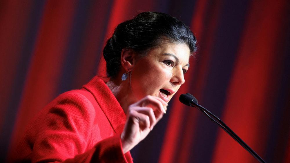 Sahra Wagenknecht: Sahra Wagenknecht spricht während des Gründungskongresses ihrer neuen Partei BSW am 27. Januar 2024 in Berlin.