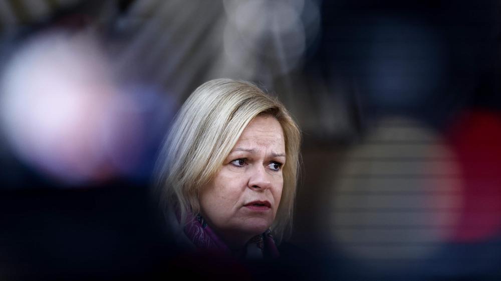 "Compact"-Verbot: Das Bundesverwaltungsgericht hat sofortige Verbot des "Compact"-Magazins von Bundesinnenministerin Nancy Faeser (SPD) aufgehoben.