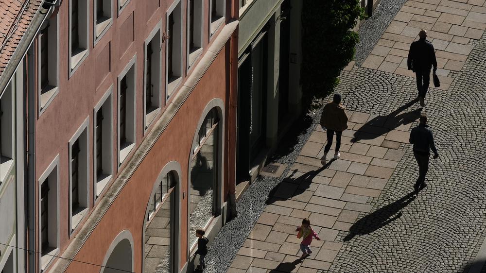 Erfolg von AfD und BSW: Straßenszene in Görlitz: Der Ostbeauftragte der Bundesregierung wünscht sich mehr politische Teilnahme der Menschen in Ostdeutschland.