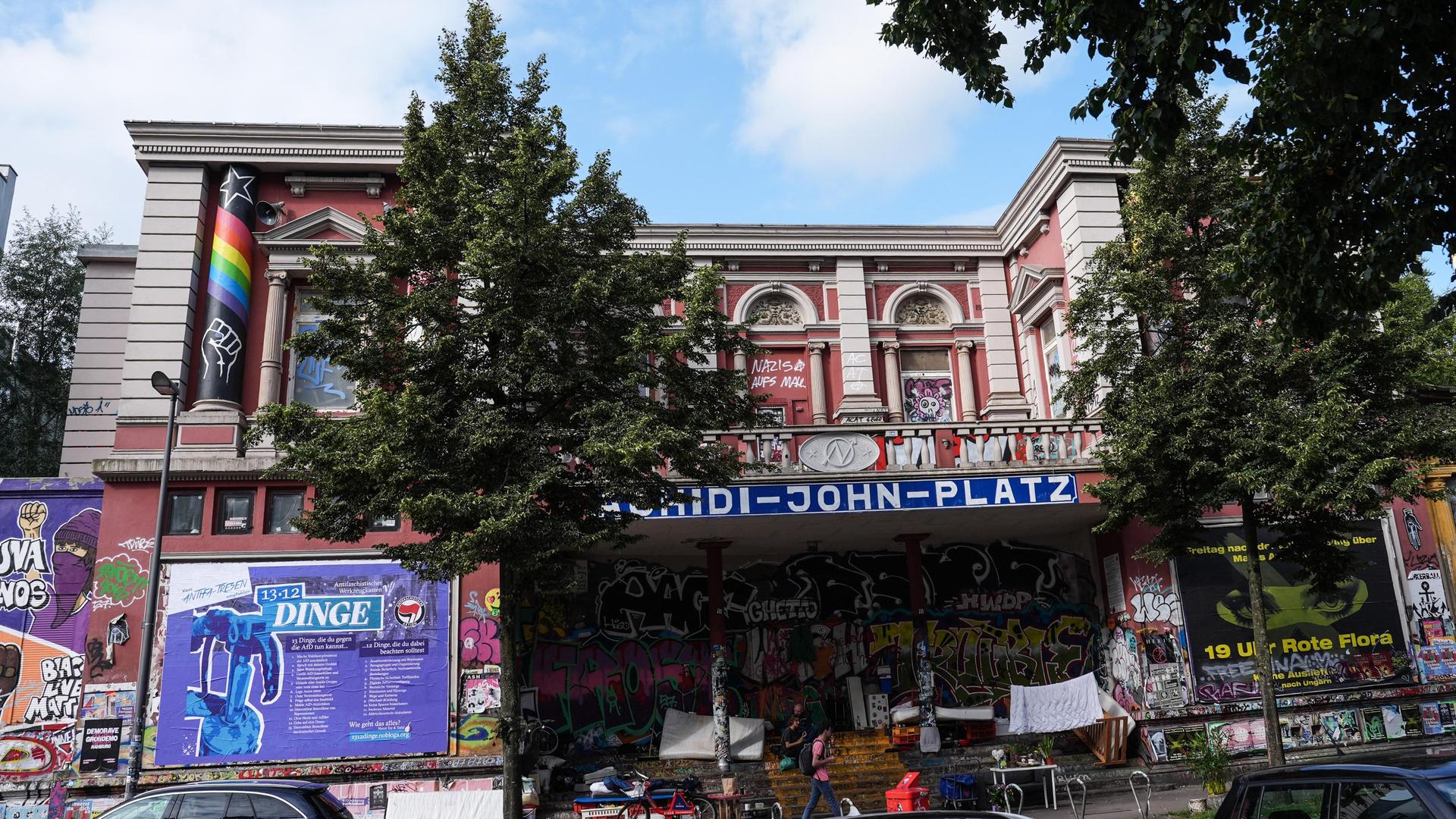 Rote Flora: Staatsschutz ermittelt wegen Aufrufs zu Gewalt gegen AfD