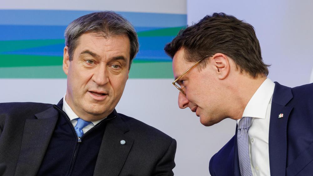 Unionsparteien: Markus Söder (links, CSU) und Hendrik Wüst (CDU) haben unterschiedliche Meinungen zu einer möglichen Koalition mit den Grünen.