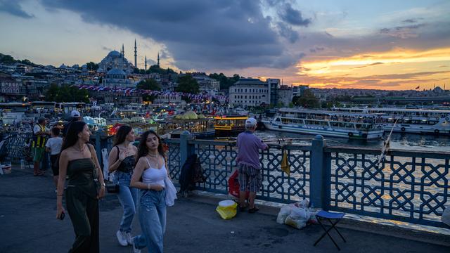 Migration: "Du musst deinen Pass wegwerfen, dann kann dich keiner abschieben"