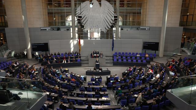 Steuern : Bundestag erhöht Steuerfreibeträge erneut