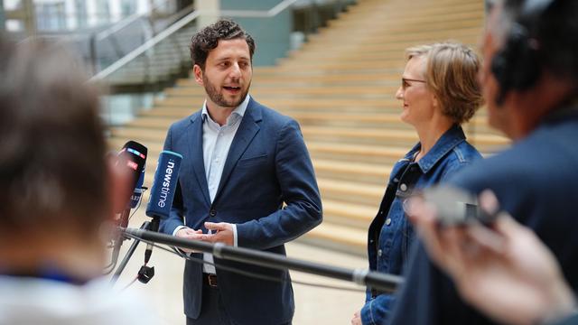 Felix Banaszak: "Wir müssen weg von den Bullshit-Debatten der Union"