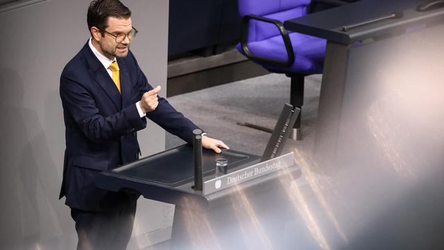 Ampelstreit: Marco Buschmann fordert Aussetzung von Lieferkettengesetz