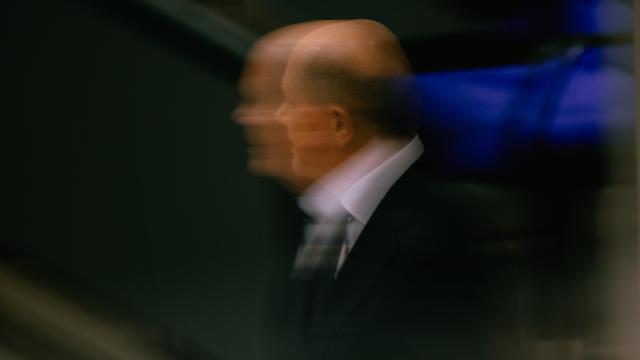 Olaf Scholz:  Wer sagt's dem Kanzler?