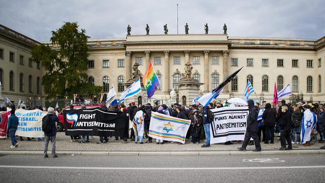 Antisemitismus: Bundestag beschließt Resolution gegen Antisemitismus an Hochschulen