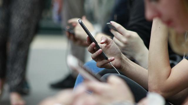 Desinformation: EU plant Stresstest zur Bundestagswahl bei TikTok, Google, Meta und X