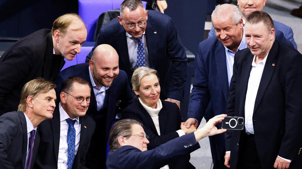 Bundestag: Der Geist ist aus der Flasche | DIE ZEIT
