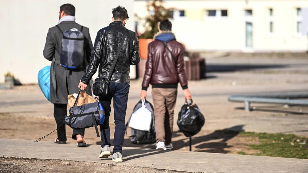 Union zur Migration: Das steht in den Anträgen der Union zur ...