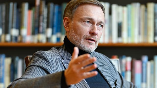 Bundestagswahl: Lindner kritisiert Merz für dessen Werben um FDP-Wähler