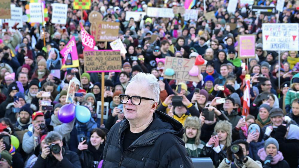 Protest gegen rechts Zehntausende demonstrieren gegen rechts ZEIT ONLINE