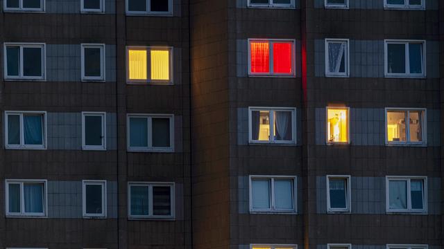 Berechnung zum Strompreis: Steuersenkung könnte Stromkosten um 7 Prozent verringern