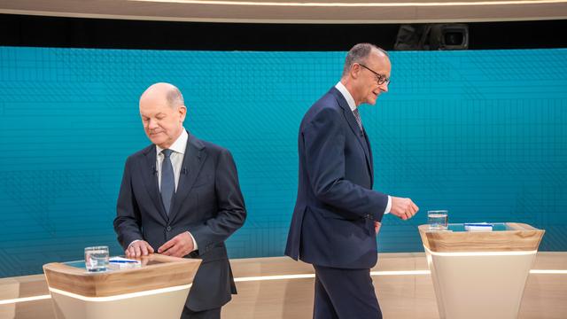 TV-Duell zur Bundestagswahl: Scholz erinnert an Wortbruch, Merz wirft Kanzler Realitätsverlust vor
