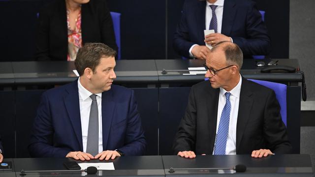 Schwarz-rote Koalition: Merz und Klingbeil streiten um EU-Lieferkettenrichtlinie