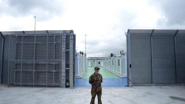 Migration: Bundesinnenministerium hält Asylverfahren in Drittstaaten für möglich