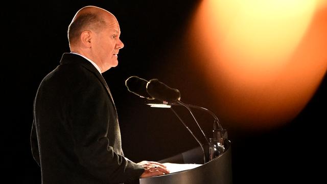 Verabschiedung als Bundeskanzler: Scholz ruft beim Großen Zapfenstreich zur Wahrung der Demokratie auf