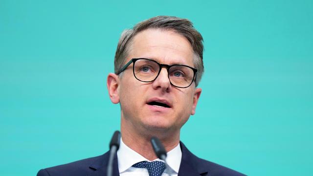 Bürgergeld-Umbau: Linnemann will "wirklich an die Substanz" des Bürgergeldsystems gehen