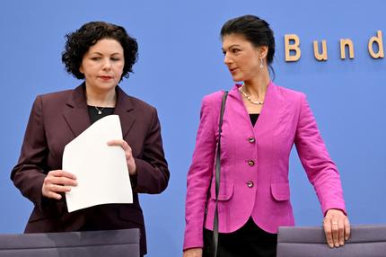 Brandmauer: Streitfrage Umgang mit der AfD: Die Co-Vorsitzenden des BSW, Amira Mohamed Ali (l.) und Sahra Wagenknecht.