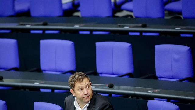 Finanzpaket: Klingbeil verteidigt 100-Milliarden-Paket für Länder und Kommunen