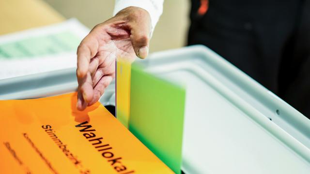 Kommunalwahlen in NRW: Polizeieinsatz in Dortmund, Einbruch in Duisburger Briefwahlzentrum