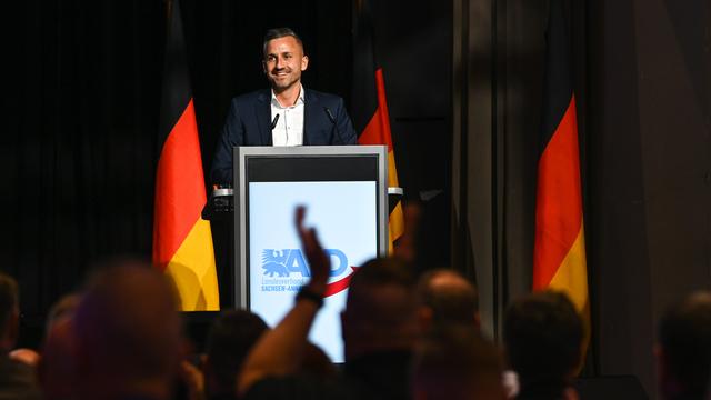 Umfrage Landtagswahl Sachsen-Anhalt: Am Kipppunkt