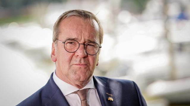 Krieg in der Ukraine: Pistorius kritisiert Äußerungen von der Leyens zu Sicherheitsgarantien