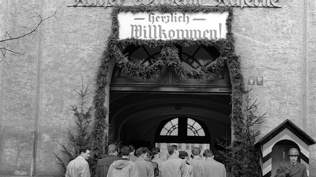 Gründung der Bundeswehr: Im Geist der Wehrmacht? Wie vor 70 Jahren die Bundeswehr entstand