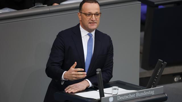 Rente in Deutschland: Jens Spahn geht in den nächsten Jahren von Rente mit 70 aus