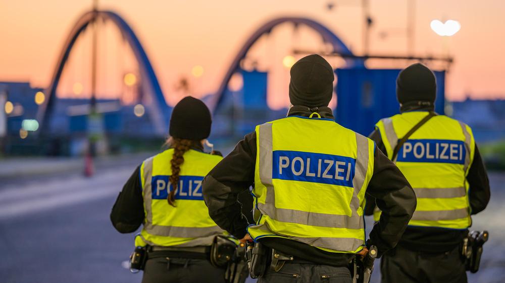 Unter der schwarz-roten Bundesregierung sollen Beamte der Bundespolizei in mehreren Bereichen erweiterte Befugnisse erhalten.