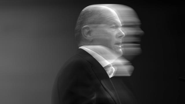 Olaf Scholz: Er war doch dabei, oder?