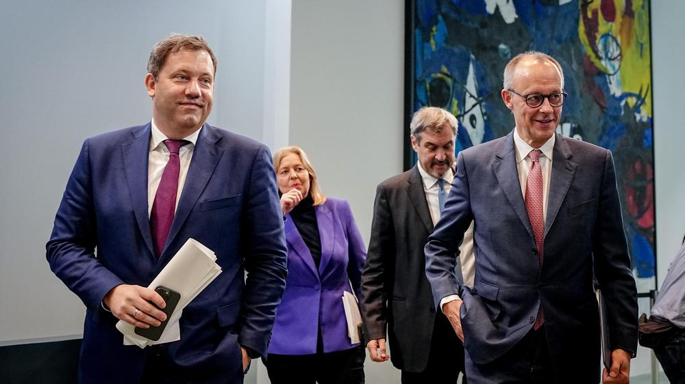 Koalitionsausschuss: Im Koalitionsausschuss beraten sich die Spitzenpolitiker von SPD, CDU und CSU, hier Lars Klingbeil, Bärbel Bas, Markus Söder und Friedrich Merz (v.l.n.r.) im Oktober.
