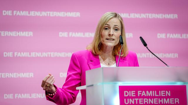 Verband der Familienunternehmer: CDU, SPD und Grüne lehnen Haltung von Familienunternehmern zur AfD…