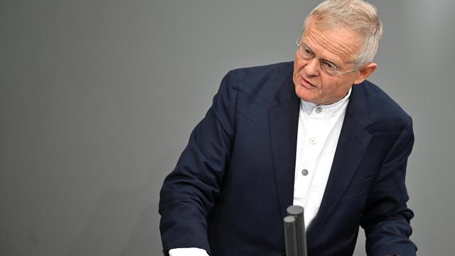 Reaktion auf Rentenkompromiss: Grüne wollen in Rentenkommission mitarbeiten