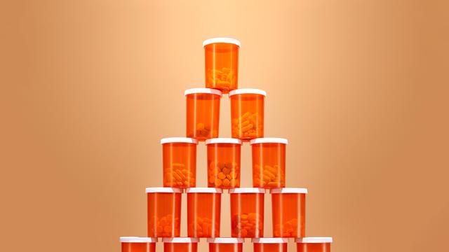 (+) Medikamentenabgabe an Hochbetagte: 