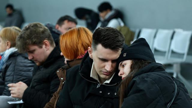 Asylpolitik: Zahl neuer Asylanträge im November um die Hälfte gesunken