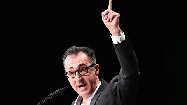 Grünen-Parteitag in Baden-Württemberg: Cem Özedmir wirft CDU wegen Schulden Wortbruch vor