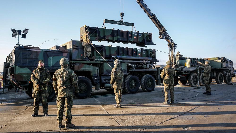  Bereit für die Abwehr? Patriot-Luftverteidigungssysteme der Bundeswehr werden 2025 in Polen aufgestellt.
