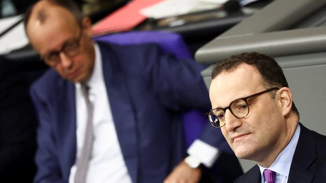 Regierungserklärung von Friedrich Merz: Abgeordnete streiten über richtigen Umgang mit Donald Trump