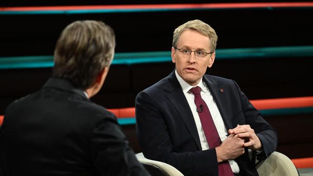 Pressefreiheit: Daniel Günther weist Kritik im Umgang mit Medien zurück