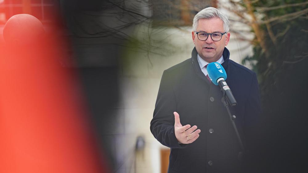  Magnus Brunner spricht im Interview mit der dpa über Migartion.