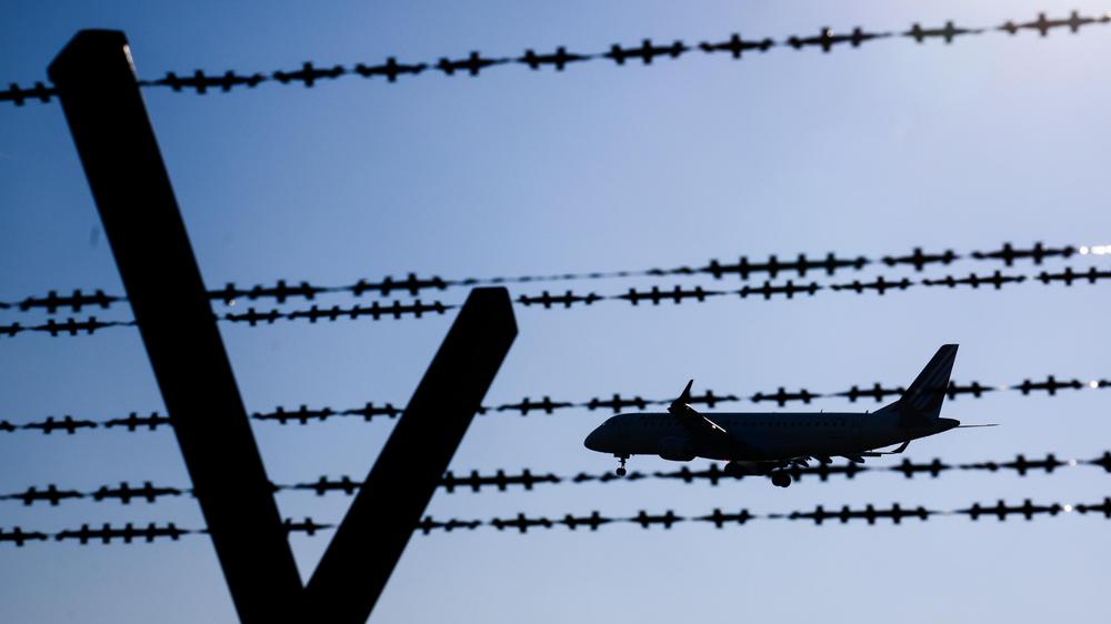  Das Flugzeug startete von Leipzig aus in Richtung Kabul.