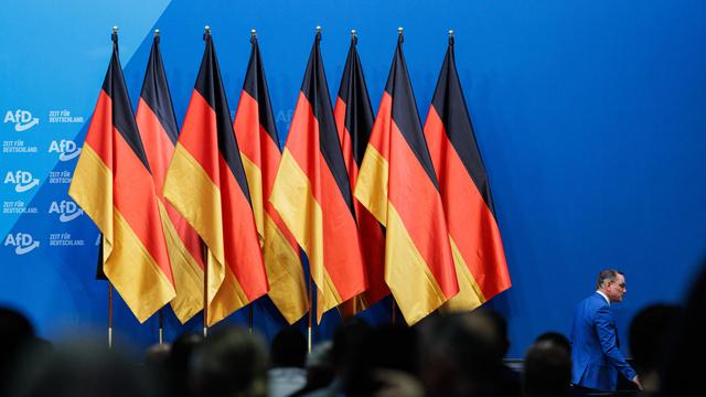 Verfassungsschutz-Gutachten zur AfD: Innenminister Alexander Dobrindt lässt AfD-Gutachten prüfen