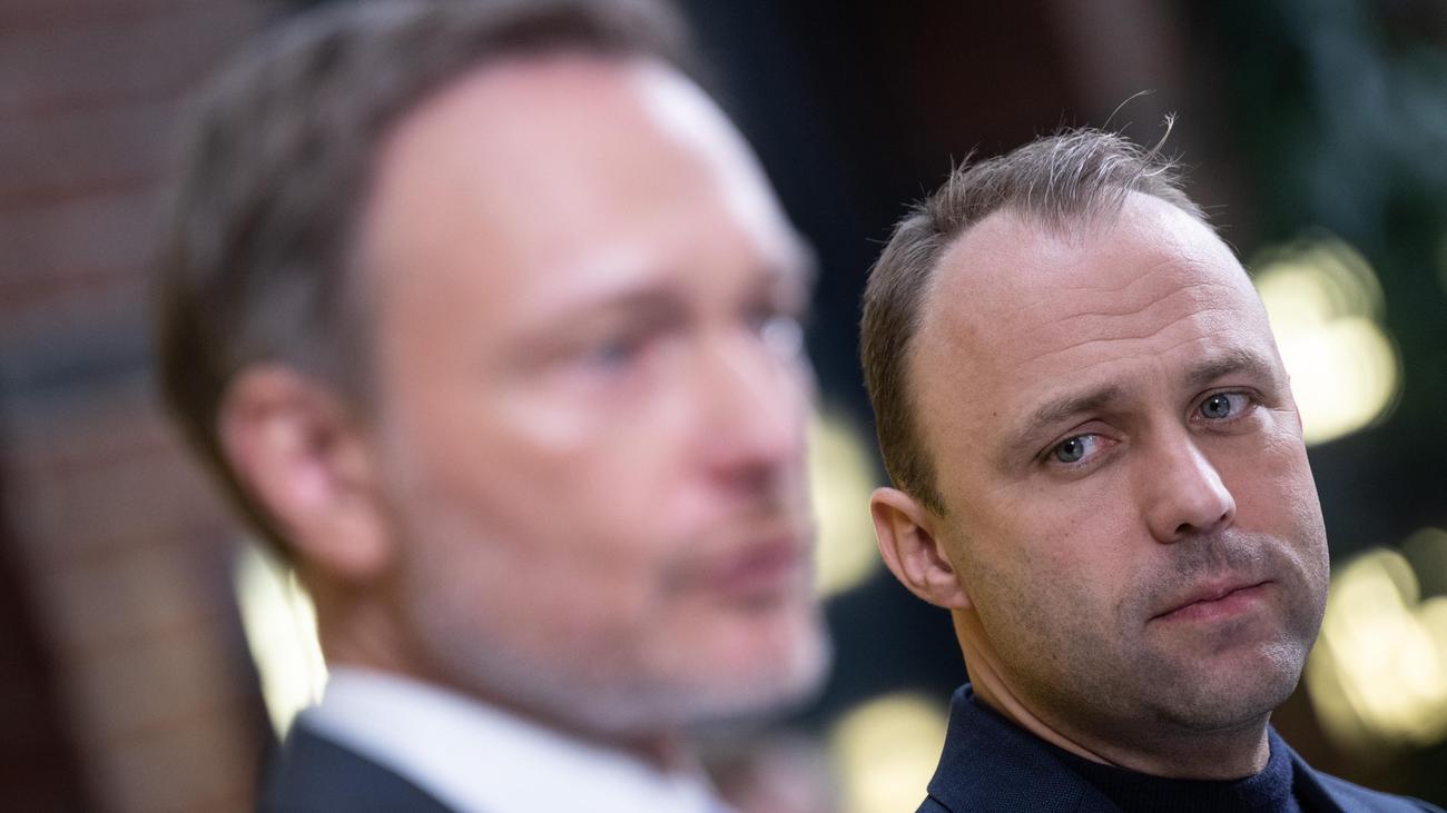 Wahl des Abgeordnetenhauses in Berlin: Berliner FDP-Chef Sebastian Czaja tritt aus der Partei aus